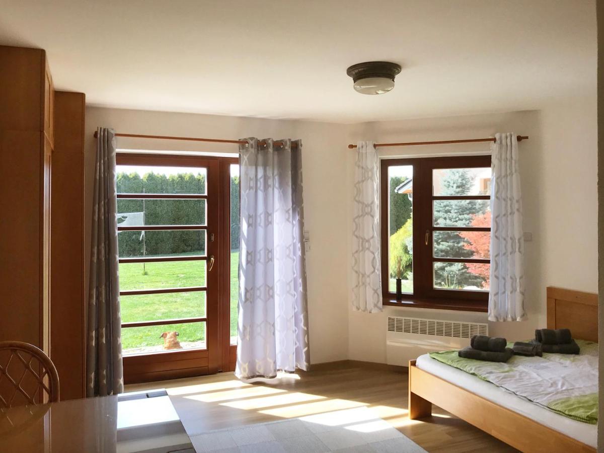 Appartement Apartman Hosin à Hluboká nad Vltavou Extérieur photo